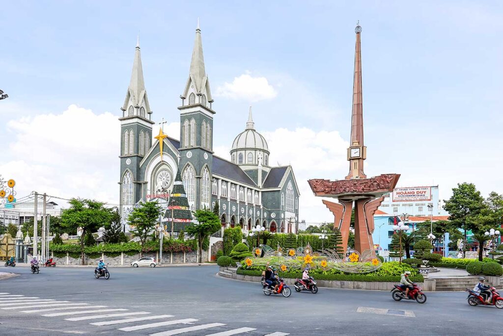 Phu Cuong Cathedral