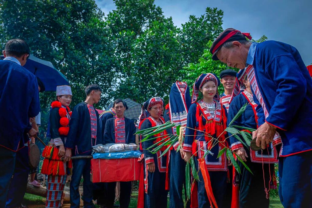 Red Dao ethnic people from Tuyen Quang dressed in traditional clothes 