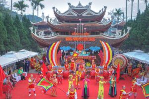 A traditional performance at the entrance of Perfume Pagoda during the Perfume Pagoda Festival