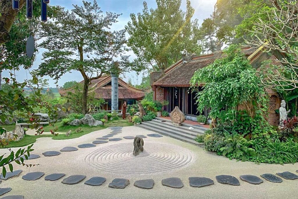 White Gravel Path and 12 Circles in the gravel part of Dia Tang Phi Lai Pagoda
