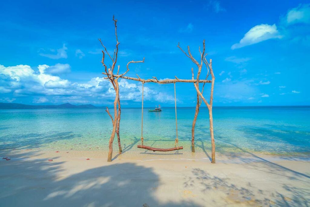 Vietnam landscape during the best time to visit Vietnam, showing green nature, waterfalls, and lush scenery influenced by seasonal weather patterns