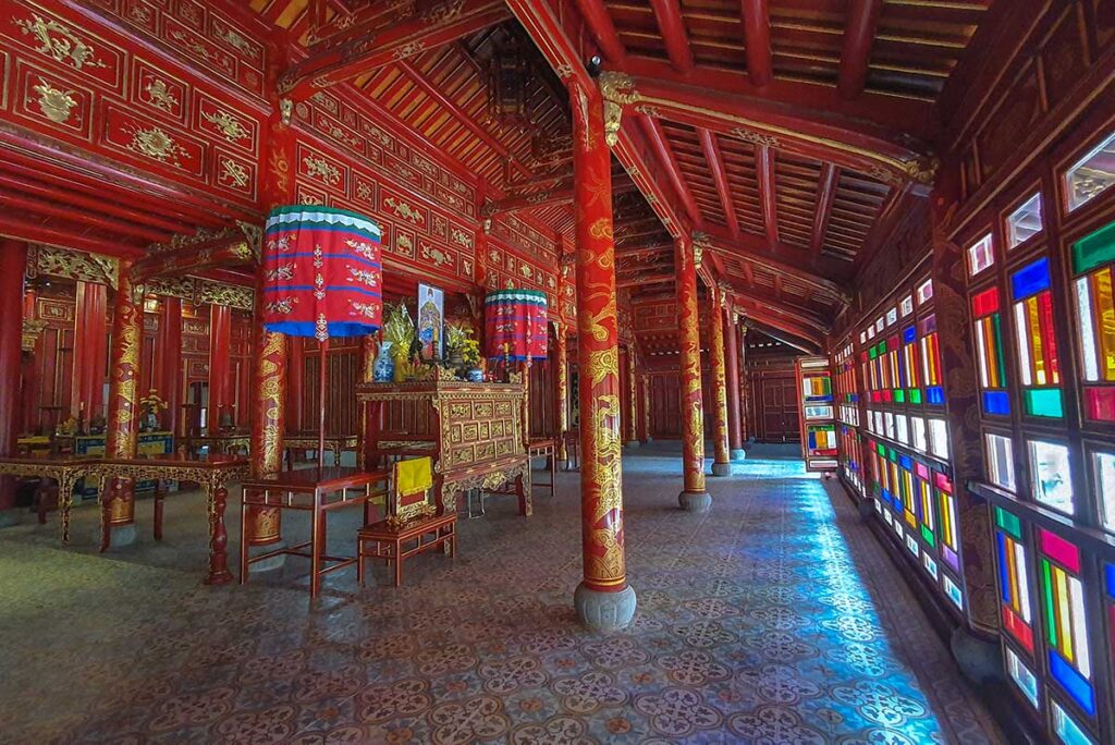 The interior of Ngung Hy Temple