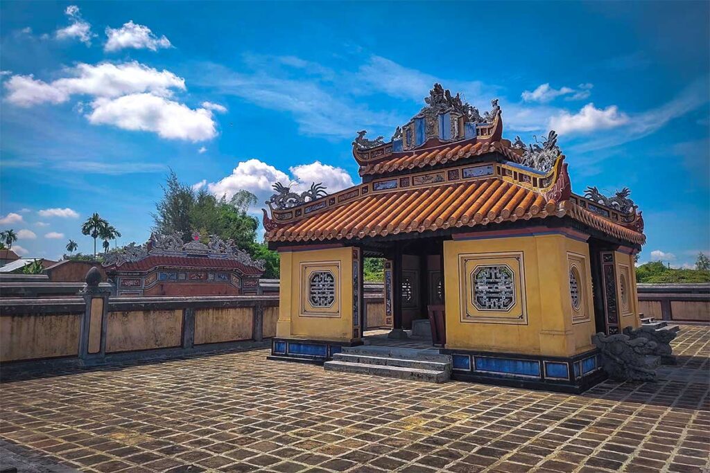 A stele house within Duc Duc Tomb