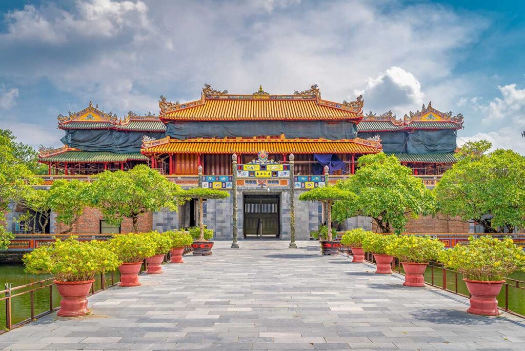 Hue Imperial City – full-day historical and cultural day trip from Hoi An