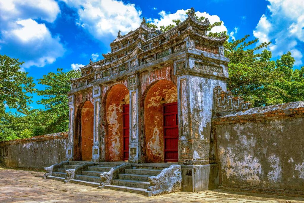 The Dai Hong Mon Gate - entrance to Minh Mang Tomb complex