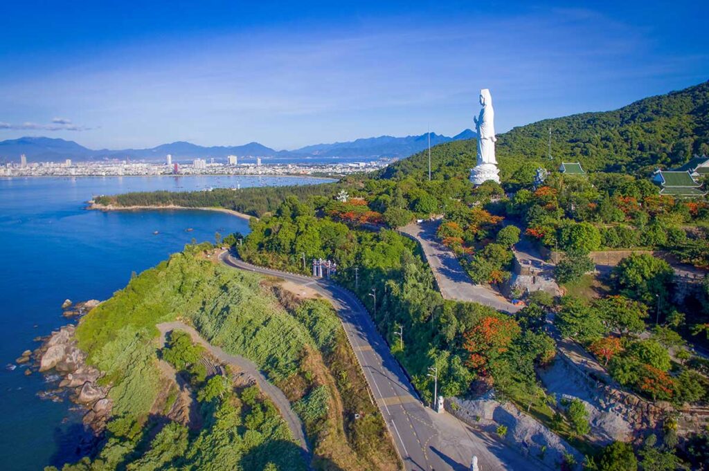 Linh Ung Pagoda and Lady Buddha statue on Son Tra Peninsula – scenic coastal day trip from Hoi An