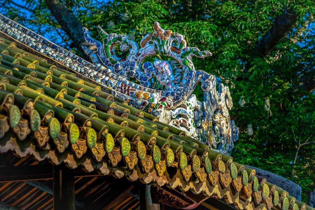 Closeup view of decorative details and tiles of the Thanh Toan Bridge 