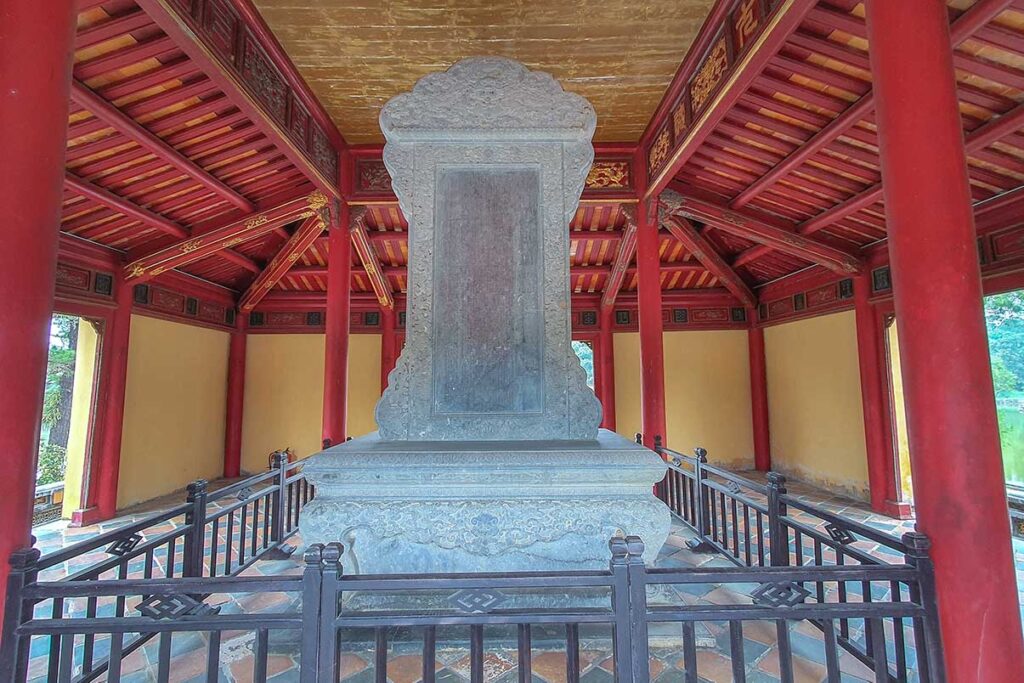 A large stele titled “Thanh Duc Than Cong.” written by Emperor Tu Duc inside a Pavilion at the Tomb of Thieu Tri