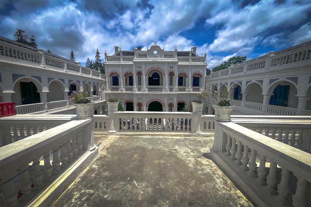 White painted walls after renovating the Hoang A Tuong Palace