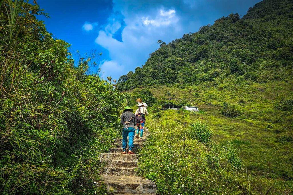 The stairs and hike up to Lung Khuy Cave entrance