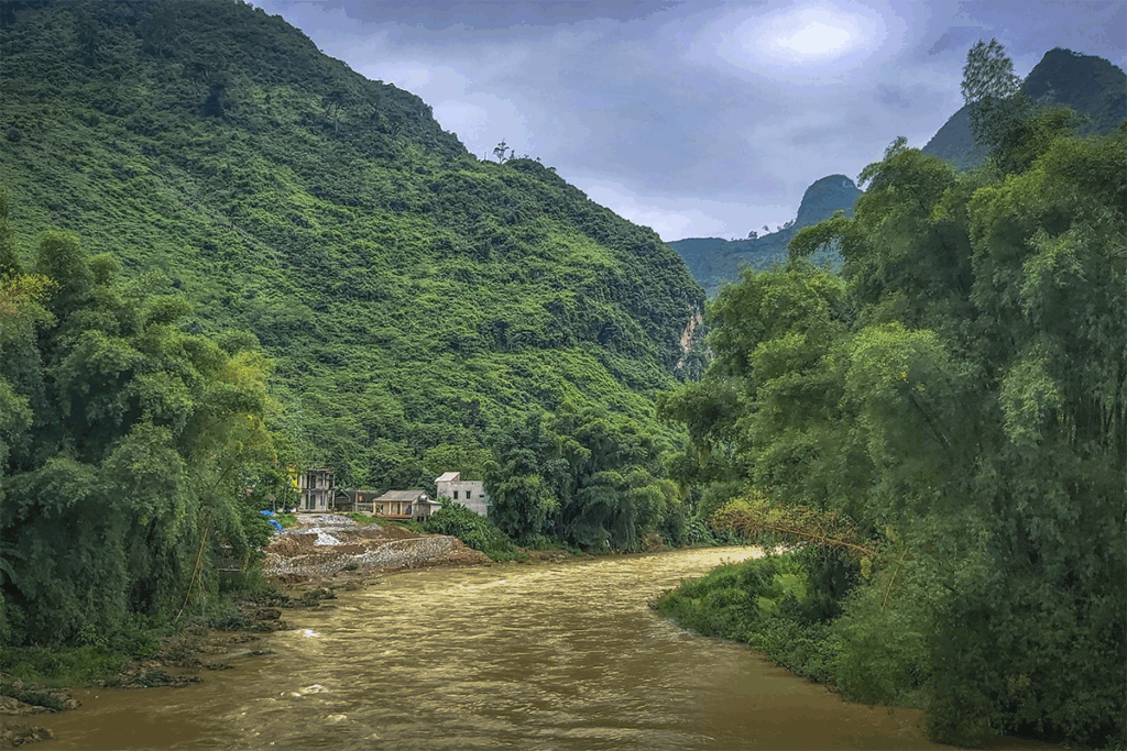 Lung Tam Valley stream running through the village