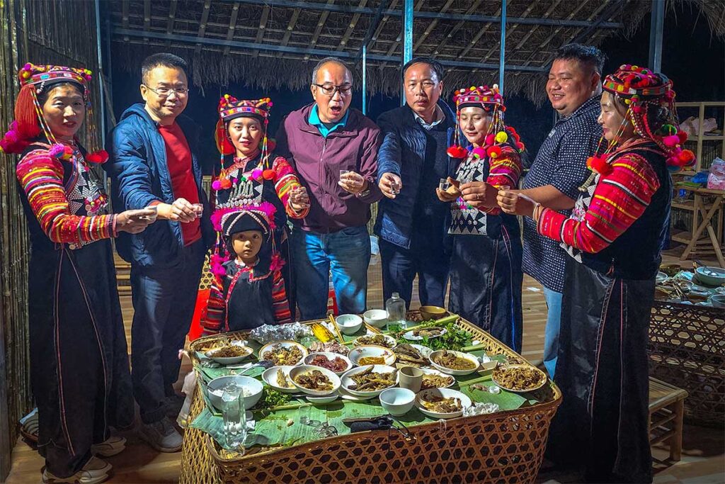 Family dinner at a local homestay with ethnic minorities in a village in A Pa Chai