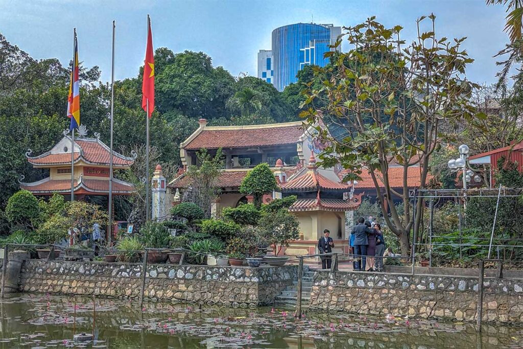The Boc Pagoda pond