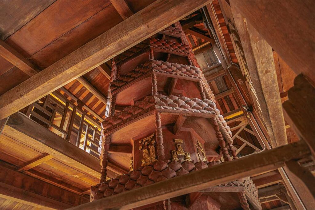 The Nine-Story Wooden Lotus Tower inside But Thap Pagoda, lots of wood carvings 