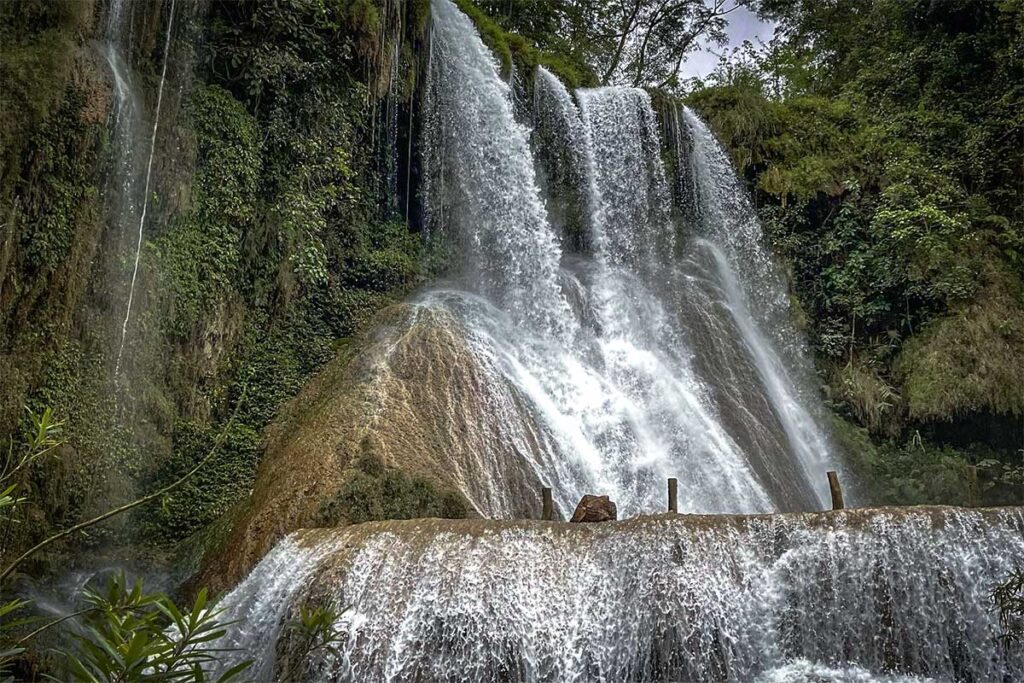 The powerful Dai Yem Waterfall
