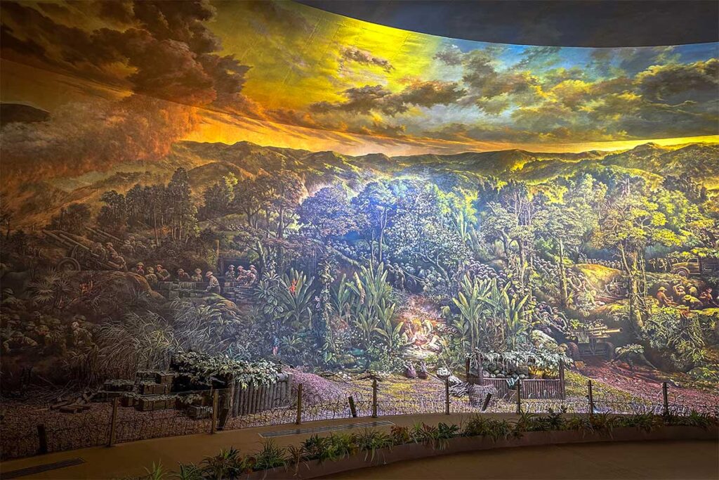 Huge panoramic painting inside Dien Bien Phu Victory Museum