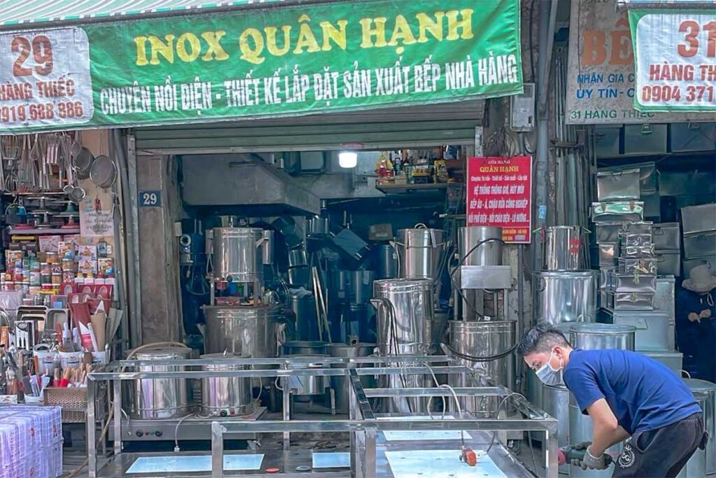A shop selling tin kitchenware at Hàng Thiec Street in the Old Quarter of Hanoi