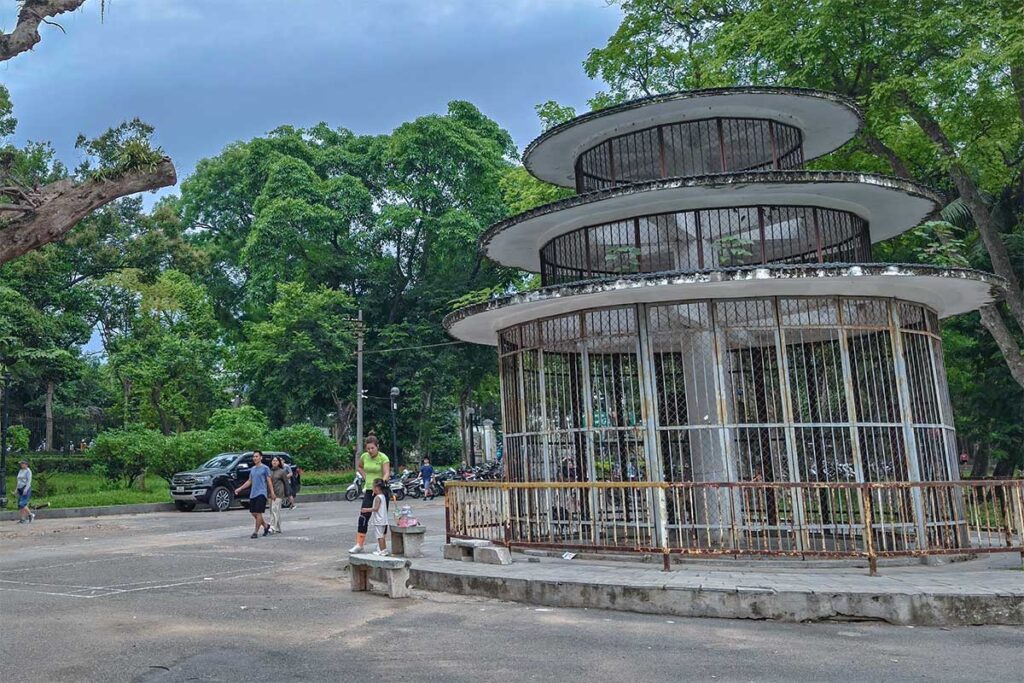 A animal cage inside Hanoi Botanical Gardens (Bach Thao Park)