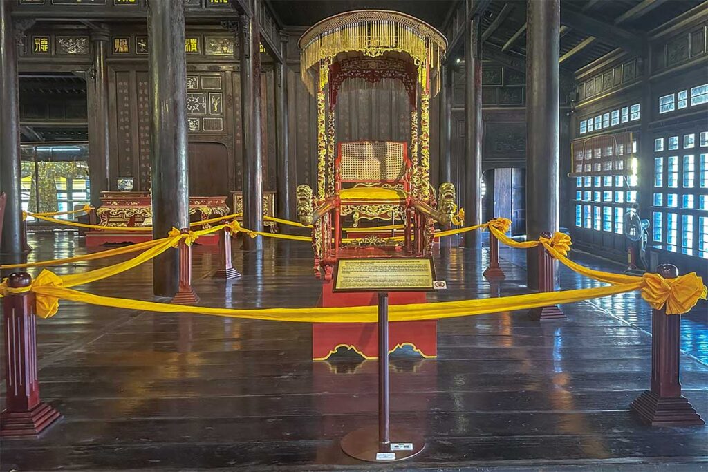 A royal palanquin (kiệu in Vietnamese) displayed at Hue Museum of Royal Antiquities 