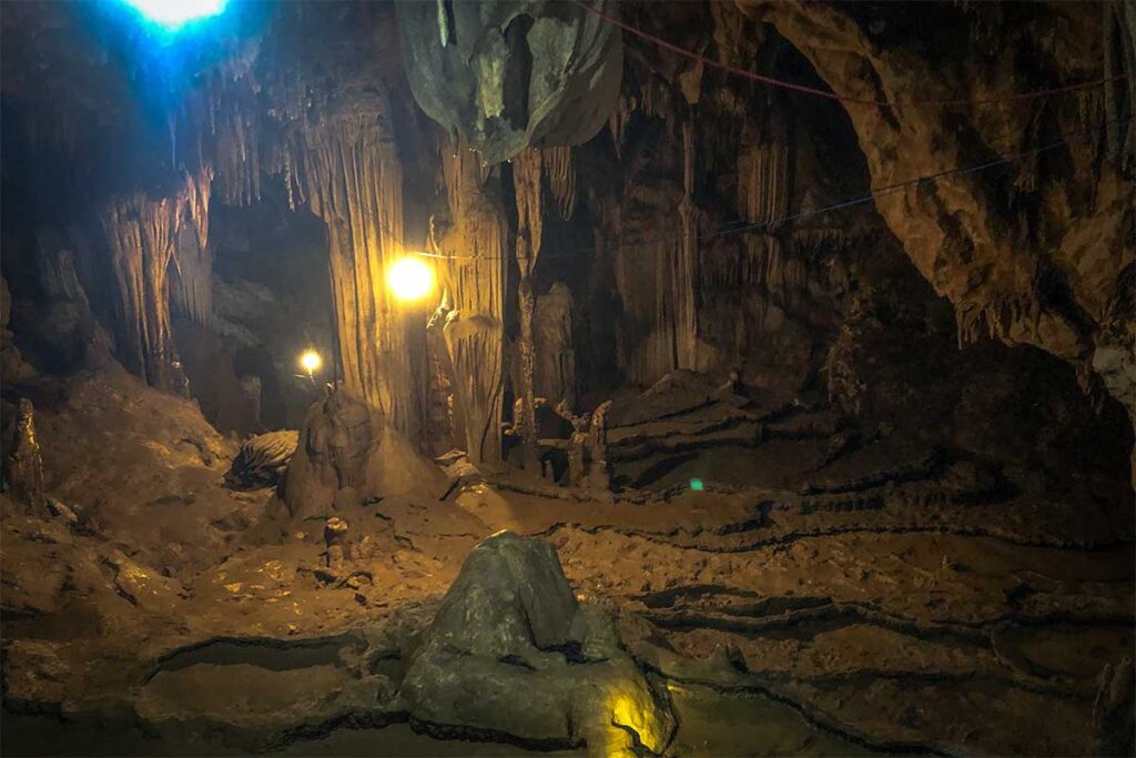 Interior of Ngu Dong Ban On Cave