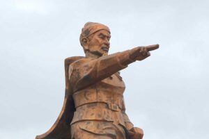 Statue of Ngo Quyen
