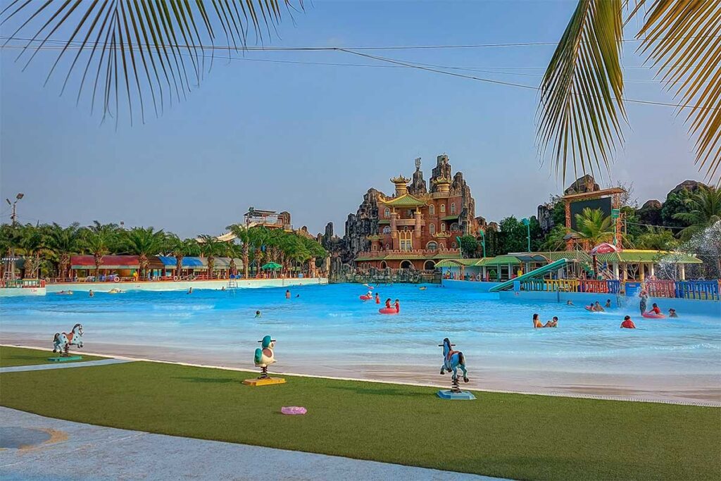 A large pool part of Dai Nam Beach (an artificial beach)