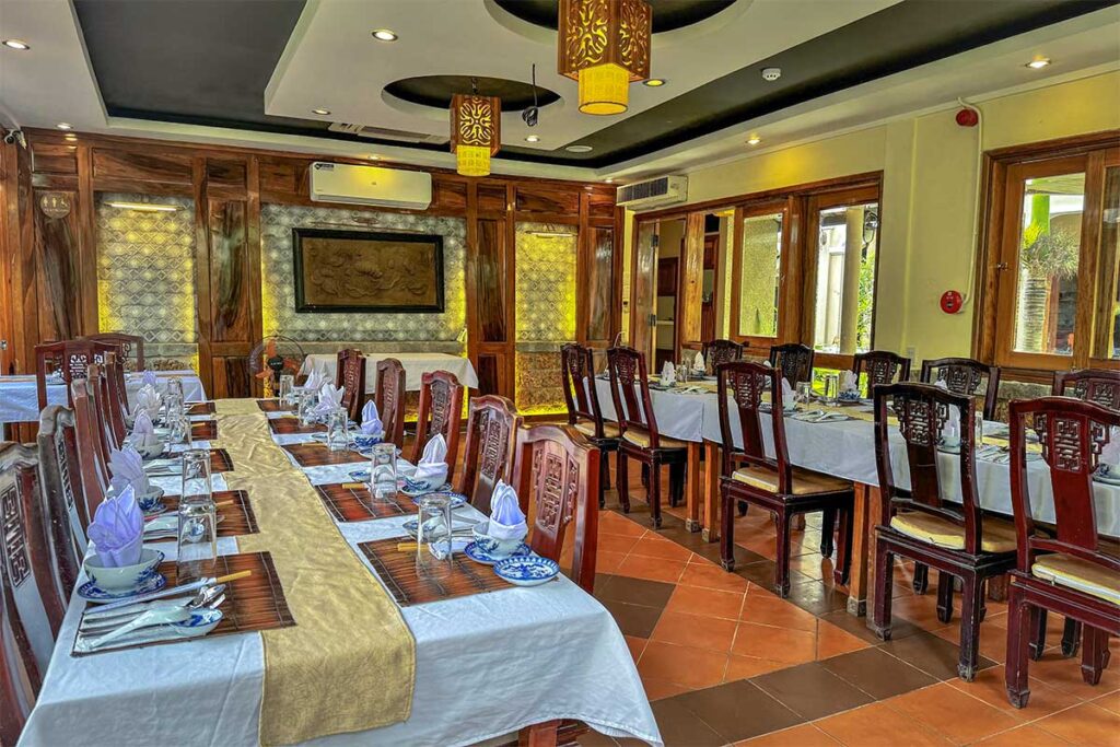 The inside of a fancy restaurant in Hue where they serve typical royal dishes