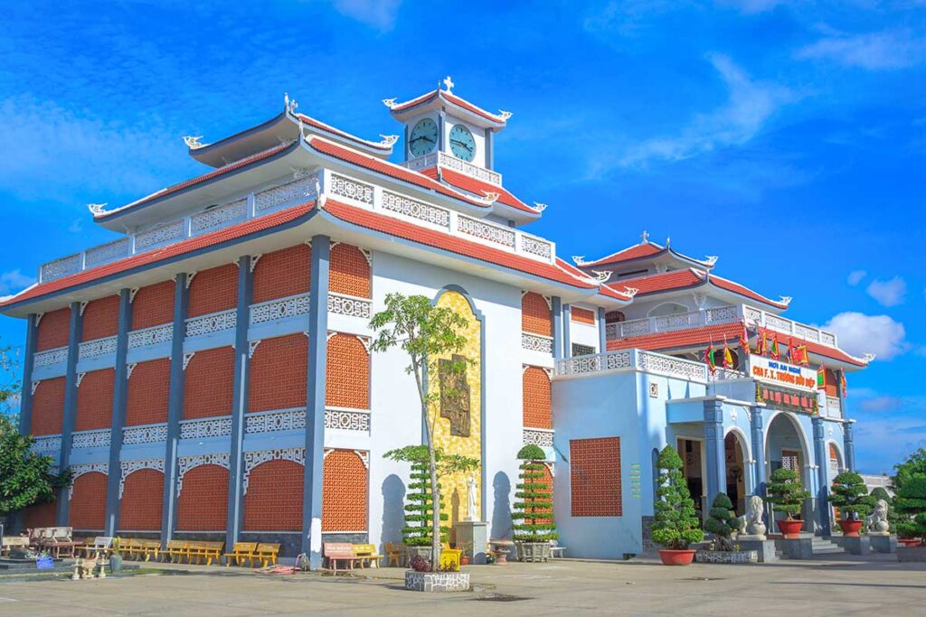 The exterior of Tac Say Church