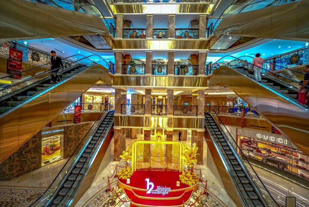 View of the escalators inside Trang Tien Plaza