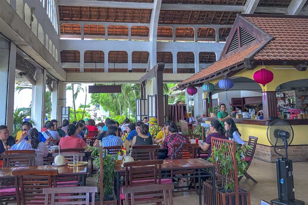 Open-air cafe at Can Tho Market overlooking the Hau River at Ninh Kieu Wharf