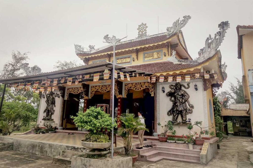 Tan Binh Pagoda near Binh Minh Beach, a small coastal Buddhist temple known for its ornate architecture and peaceful local setting.