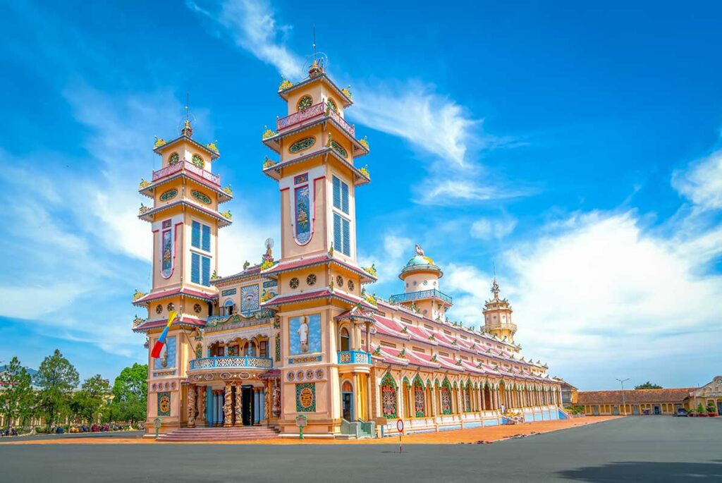 The colorful Cao Dai Temple in Tay Ninh, a unique spiritual site often included in Southern Vietnam tours from Ho Chi Minh City.