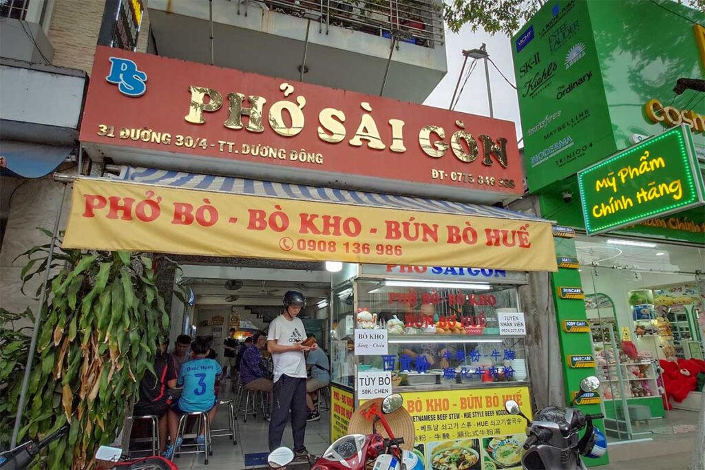 Local Vietnamese restaurant in Duong Dong town Phu Quoc serving pho and traditional noodle dishes