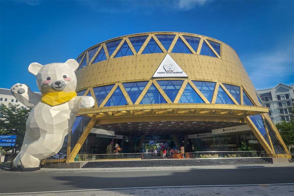 Exterior of the Teddy Bear Museum at Grand World Phu Quoc with the giant bear statue at the entrance