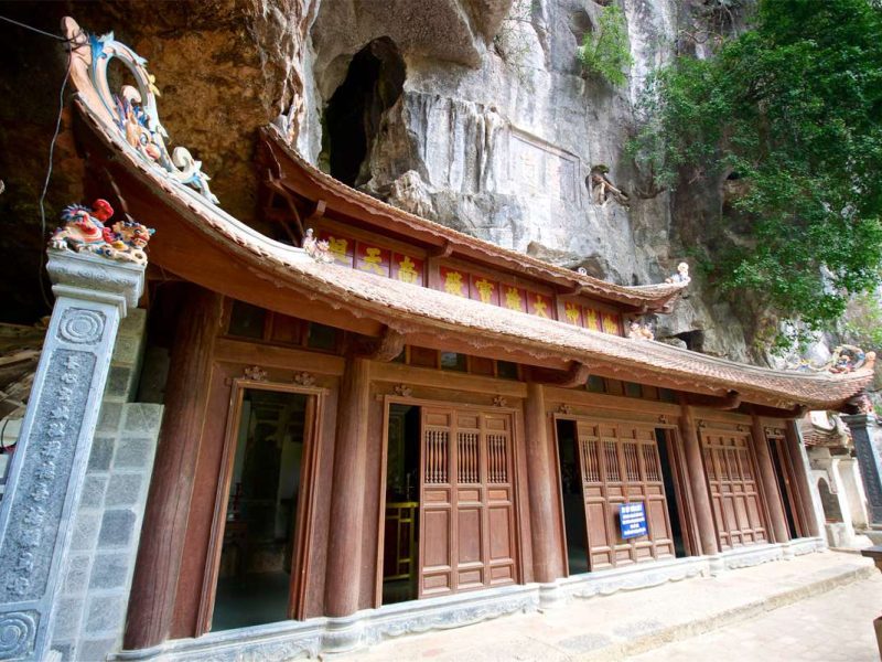 Bich Dong pagoda