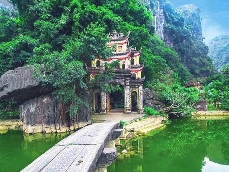 Bich Dong Pagoda