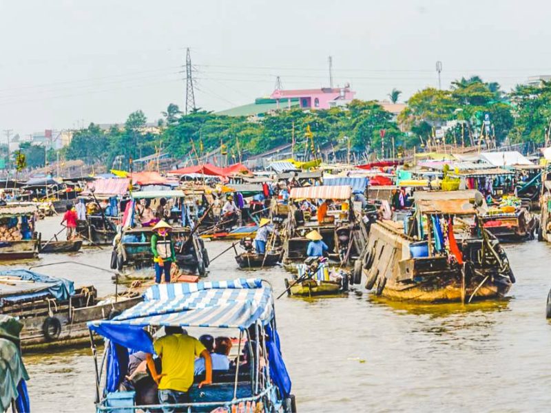 Cai Rang floating market