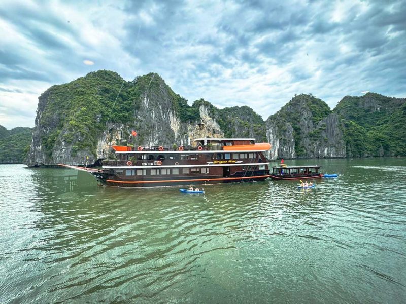 Cozy Boutique Cruise in Lan Ha Bay