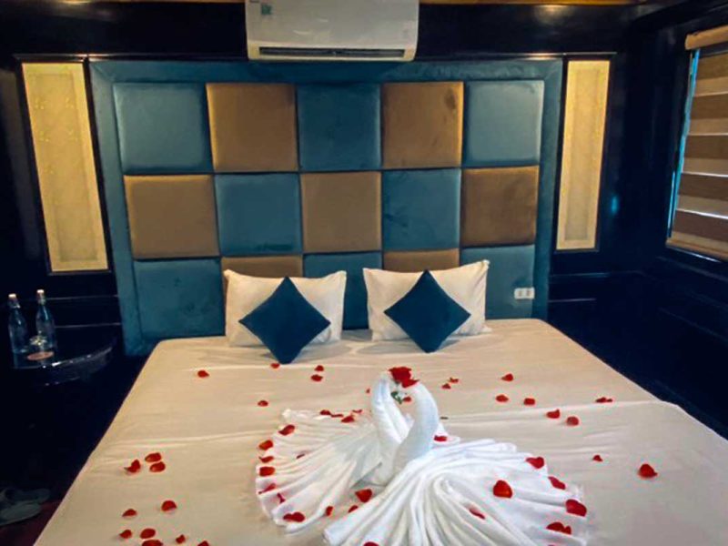 Honey moon on Cozy Boutique Cruise