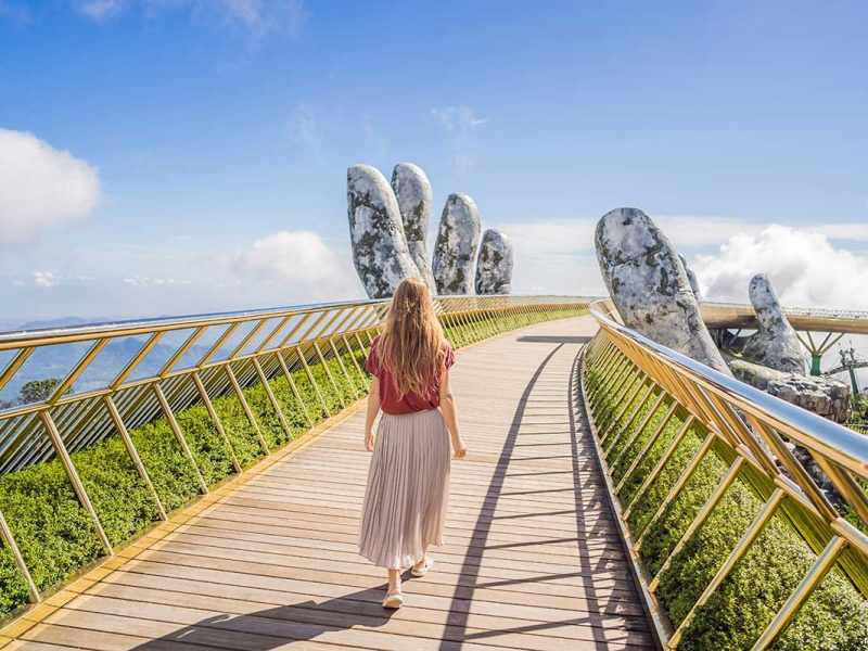 golden hand bridge 4