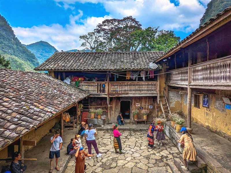 The indoor courtyard of the House of Pao