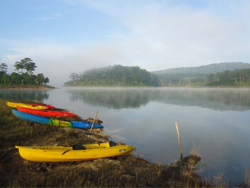 kayaking dalat tuyen lam lake