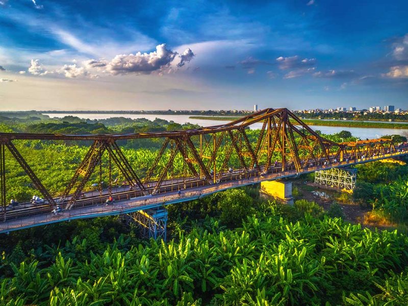 long bien bridge banana island 1 Long Bien Bridge at Banana Island in Hanoi