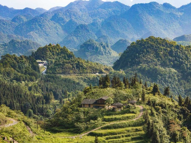 Scenic view of Lung Cu Valley – Stunning mountain landscapes along the road from Dong Van to Lung Cu, part of the Dong Van Karst Plateau Geopark in Ha Giang.