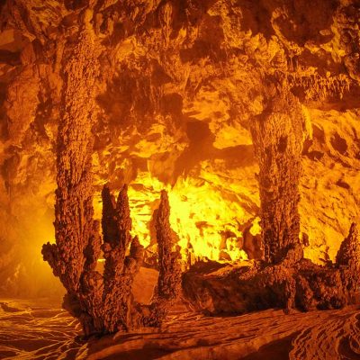 Stunning stalagmites formations inside Nguom Ngao Cave in Cao Bang