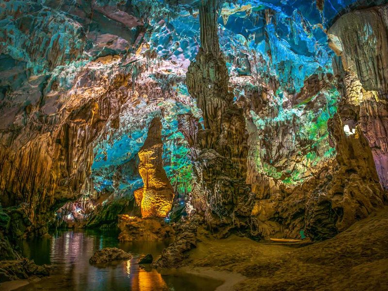 Stunning rock formations inside Phong Nha Cave