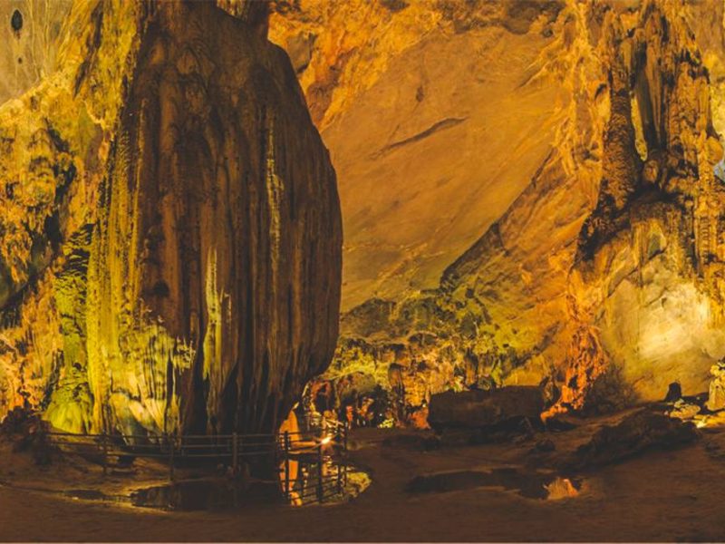 Phong Nha cave tour
