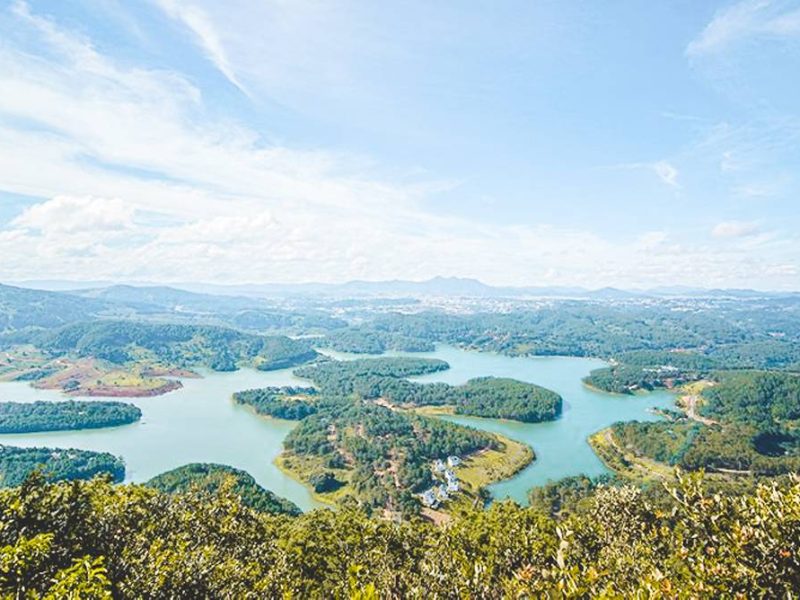 Pinhatt viewpoint Dalat
