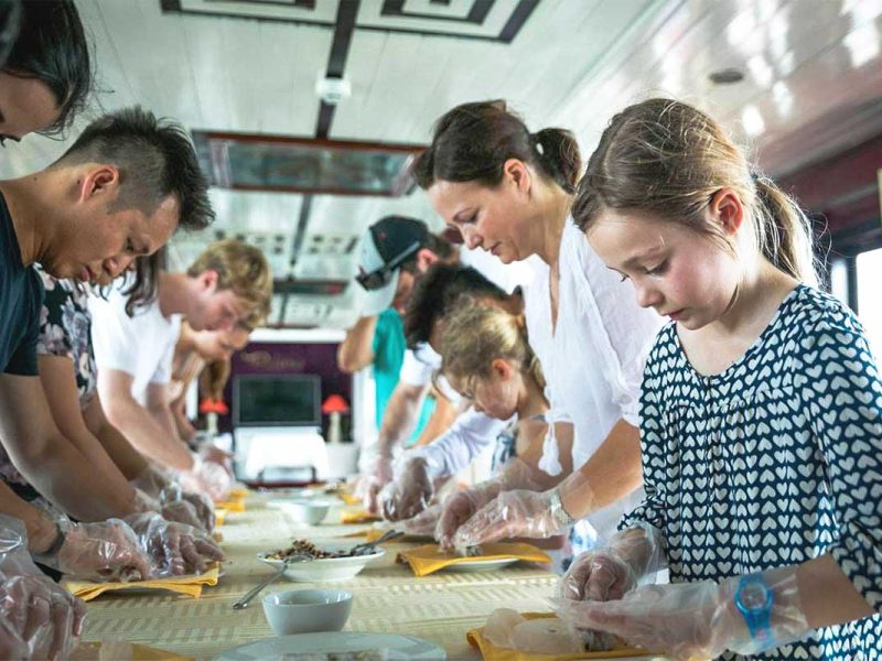 renea cruise bai tu long bay 5 Cooking Class on Renea Cruise