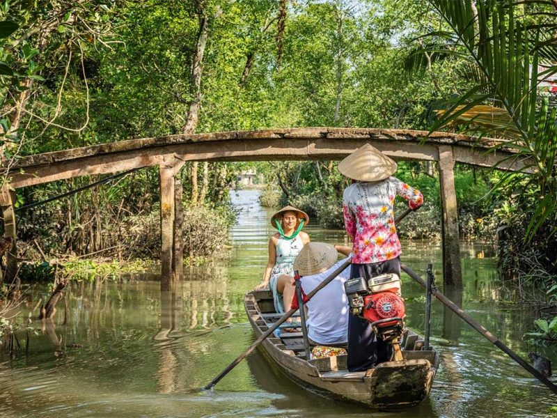 sampan boat trip in Mekong Delta Cai Be